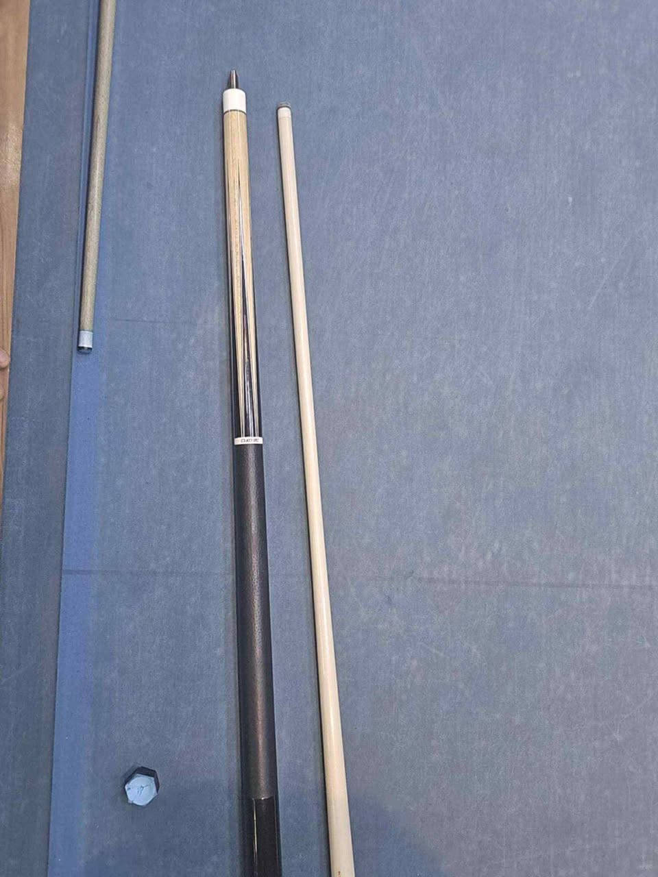 سلام عليكم كيوب كيوتك للبيع
بي فطر بل بات  بدون اي عواج كلش واضح بل صوره  السعر 350/...... ***********
