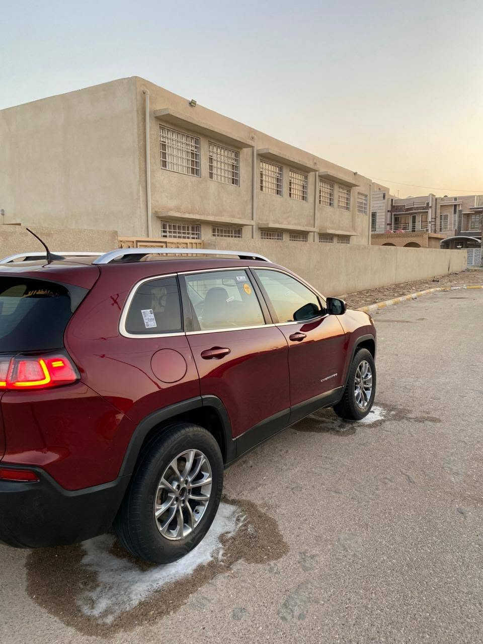 جيب شيروك (بزون) موديل 19 رقم مثنى تحويل مباشر فول مواصفات ما عدى الفتحه بصمه جنطه كهرباء شاشه جبيره حساس امامي خلفي رادار جانبي اشاير بالمري تحكم ستيرن كشنات جلد تدفئه بالكشنات والستيرن كشن كهرباء لد امام خلفي اناره  ترحيب بالمري كامره خلفيه محرك 2400 المرغوب وبعد بيه هواي مواصفات ضرره جاملغ وبنيد السعر 115 للاتصال *********** مكان السياره ناصريه مركز المدينه
