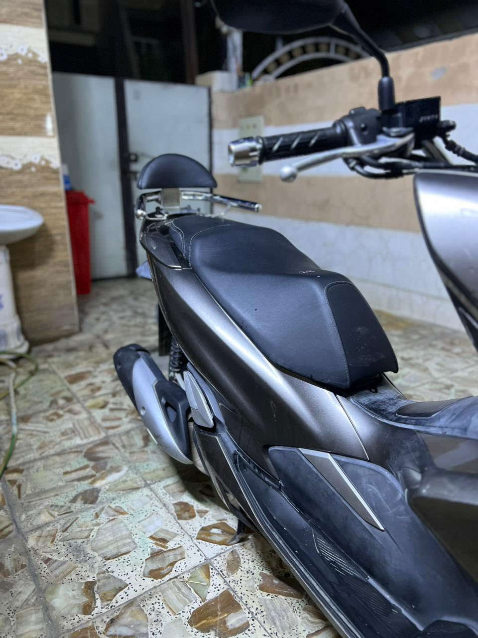 السلام عليكم👍
دراجه بي سي اكس✨
جيل ثالث ياباني ياباني 🚀
الدراجه مكفوله كفاله عامه 🔫
حجم المكينه١٢٥🤎
الدراجه نازله من بيت طارش ✈️
ورجع وكرر الدراجه ياباني ياباني 🥁
رجائن لما تعجبه لا يعلق اعبر المنشور‼️📍
المكان بغداد الجديده النعيريه 📍📍
الاستفسار الرقم ***********
