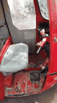 سلام عليكم تكتك للبيع بياجو 2018 أوراق تكتك متروكه  الكير مينمر ما دري شبي بس شغاله نكره سلف سعر 900 وبيهه مجال عنوان بغداد لأمين ***********
