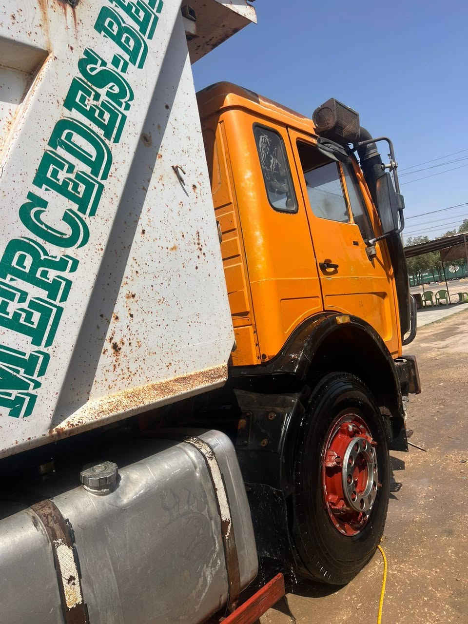 سلام عليكم للبيع موديل 82 سعر 340 كفاله عامه شاصي وقماره بدون صبغ مكينه 10 جديده كير 160 مجموعه جيئف تخم تاير جاهزه للعمل  رقم نجف لماني تحويل مباشر
*********** مكان حله معرض ابو عمار المعموري
