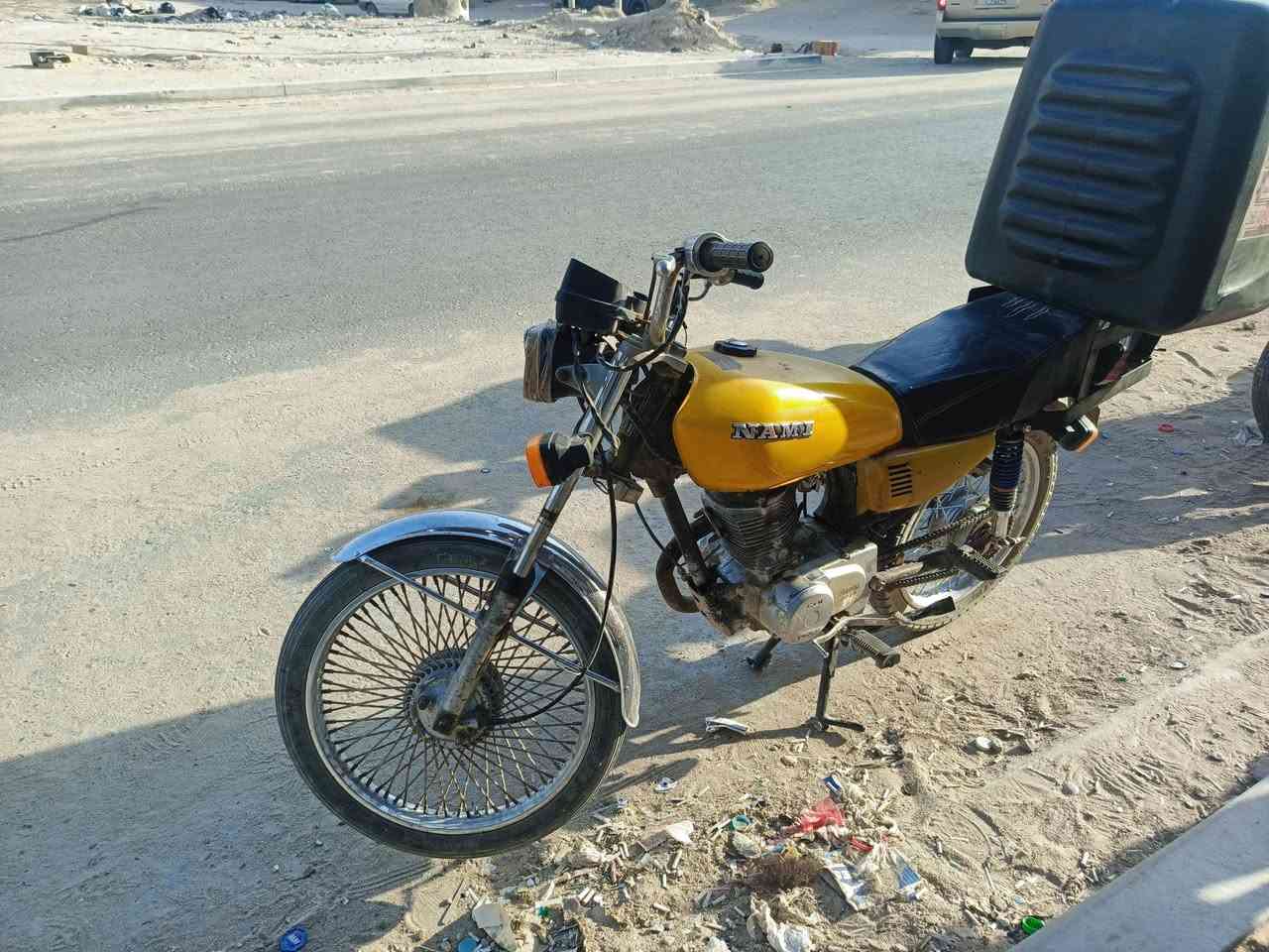السلام عليكم دراجه البيع تايكر أوراقها ضايعه دراجه كلشي شغال بيها ادوات ويل وراه جديد تأيرات جدد ضفيره جديده الدراجه ادوات السعر 225بلزبير قرب الخطوه الامام علي عليه السلام الشراي يتصل ***********
