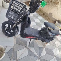 ماطور شحن للبيع جديد اخو لجديد نضافه90٪ سعر 225وبي مجال  رقم0784527204...