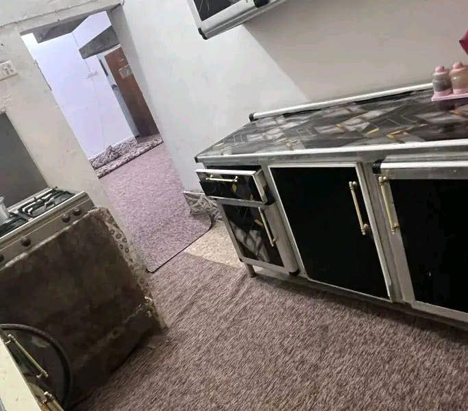 بيت 100 متر
يــالله بيت 100 متر بناء طابوك 
سقف عكاده بيت حلو ومناسب …
غــــرفـــه صــــالـــه مــطــبـــخ تـــخــاريـــج 
الاستقبال نقصه سقف فقط  باقي لبيت كامل وحلو 
عنوان البيت شارع المطار القديم قرب مدارس الجنائن 
سعر البيت 20 وقابل لتفاوض  …
للاسـتـفـسـار *********** واتــســاب +اتــصـال 
@إشارة
