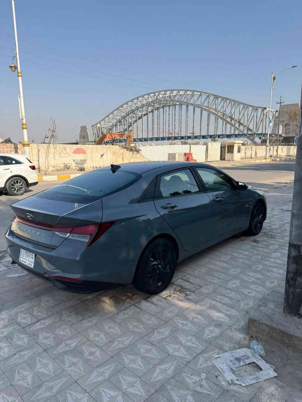 السلام عليكم 
النترا امريكي 2022 معوقين 
الون سمنتي 
داخل رصاصي 
حادث موضح بل منشور  بدون دواخل 
ليبل واحد بدون تبديل 
مكاني ذي قار قضاء النصر 
سعر 150 وبيه مجال 
رقم (***********)
