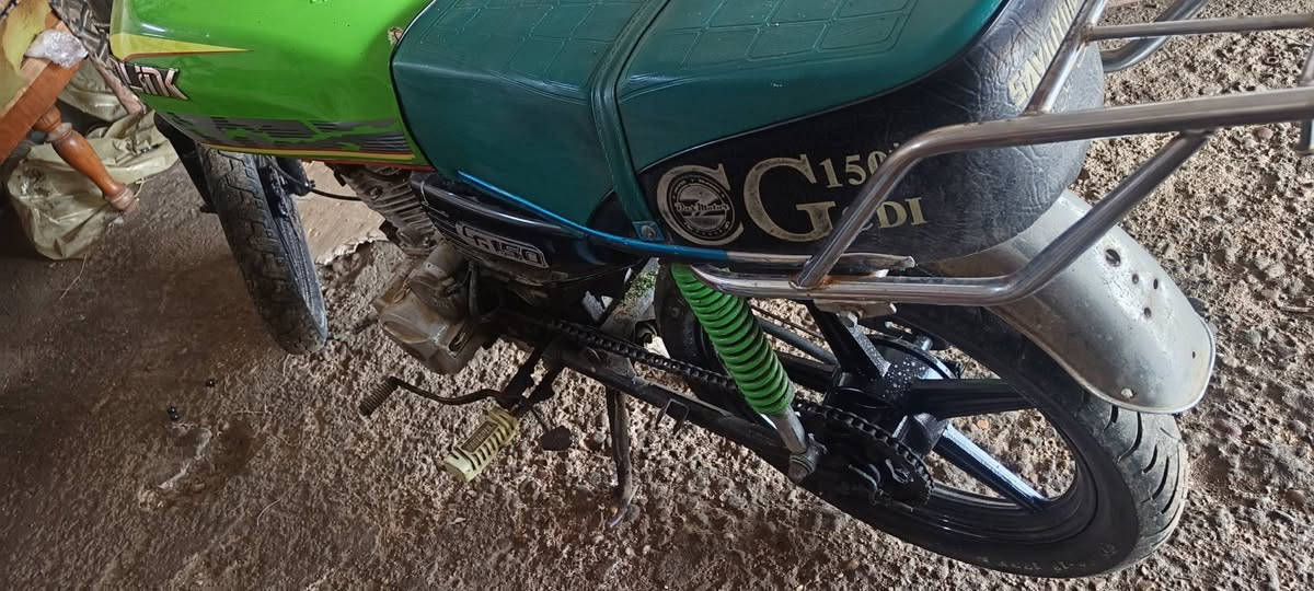 سلام عليكم دراجه يراني خمسه كير
لا تدخين ولا تبخير رايده مراوس ببلي 4مهكر موجود خاص


**إذا كنت صاحب هذا الإعلان وتريد حذفه لأي سبب، رجاءا أرسل رسالة إلى الدعم الفني**