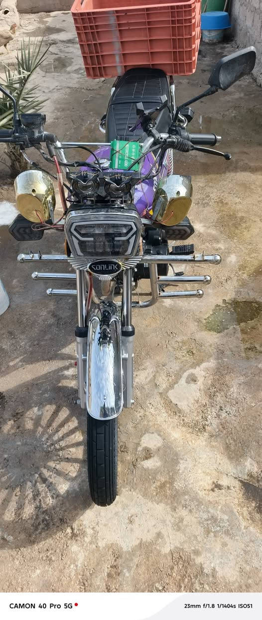 السلام عليكم موطور للبيع موديل 2025 جديد بعدو السعر المطلوب 850 الاتصال على الرقم ***********
