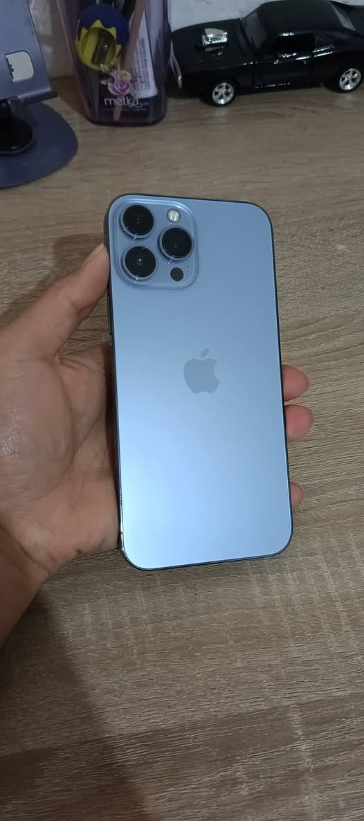 ايفون 13 برو ماكس بلادي
جهاز امريكي لون بحري مميز 

ذاكره 256 بطاريه معلايه نسبه 96 وما يصرف شحن ابد يبقه وياك اليوم كله

ما مصلح ولا مبدل بي اي شي (بلادي) وين متريد اخذه وافحص 

سعره 725 مكاني بغداد الطالبيه قرب فلكه 83
 تواصل واتساب ***********
