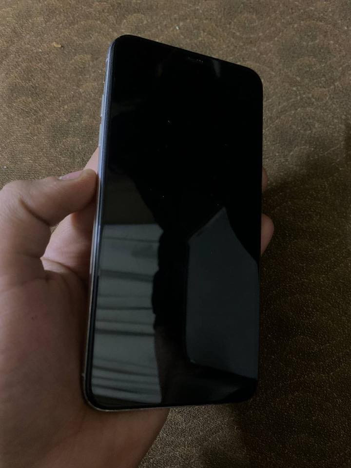 الـسلام عليكم Xs max للبيع ذاكـره 256 بـطاريه 88‎%‎ لـون ابيض سـعر 170 بي مجال  مكـاني بغـداد رقمي واتسـاب فقط 
***********
