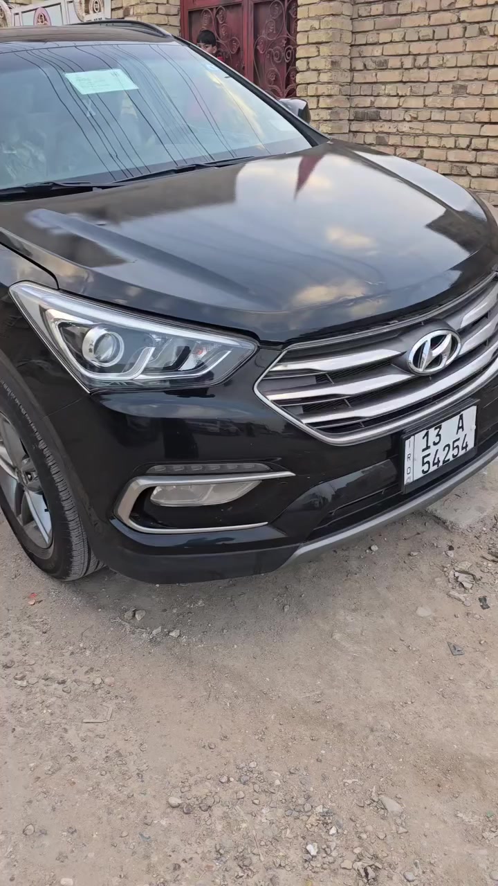 ياالله موديل ١٧ سياره كفاله فقط بنيد صبغ مكينه ٤  سلندر ٢٤٠٠  تخم تاير جاهزه سياره  سعر  ١٣٠  رقمها نكليزي ميسان تحويل ثاني يوم  رقمي ***********
