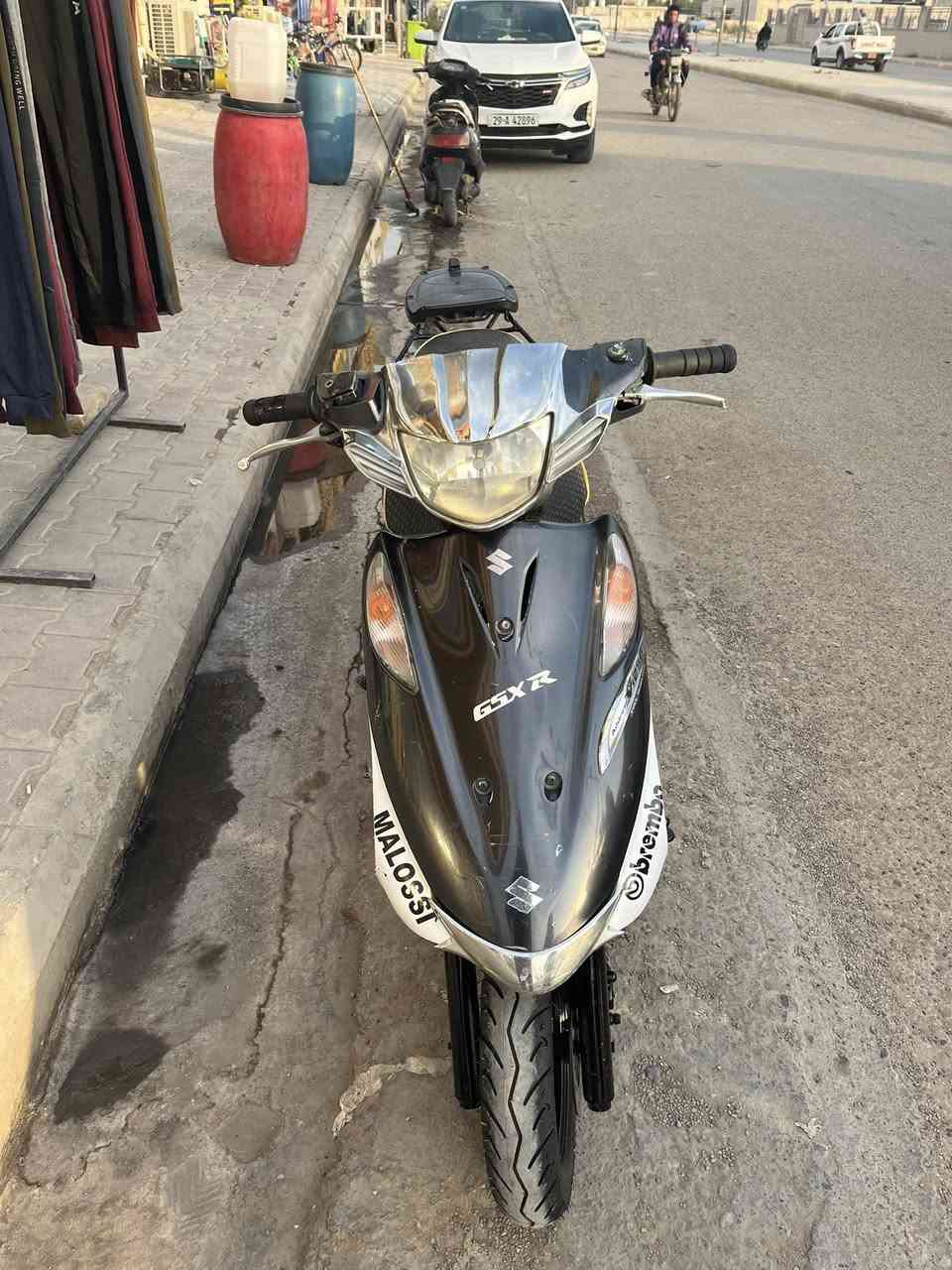 ادرس ياباني مابيه مكينه مره وحده مفتوحه اي نقص كفرات بلاديه تخم تاير جديد حساس لستان شغل كلشي شغل كهربايات كلشي جديد وشغال مداريه دهن كل 15 يوم السعر 600 مكاني الخاجيه ماعجبك لسعر لاتعلق  وتحياتي لجميع ***********
