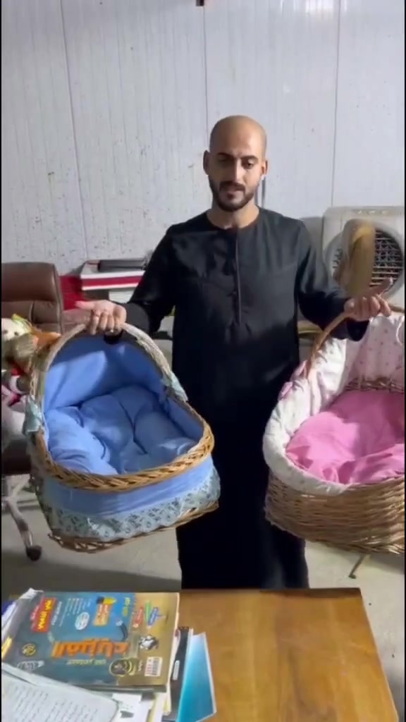 #سلام_عليكم
 الى عنده كتب وملازم  صف سادس اعدادي وثالث متوسط
 مايحتاجهن
 والي محتاج ملازم وكتب موجود ان شاء الله
كل الشكر والتقدير للمتبرعين


**إذا كنت صاحب هذا الإعلان وتريد حذفه لأي سبب، رجاءا أرسل رسالة إلى الدعم الفني**