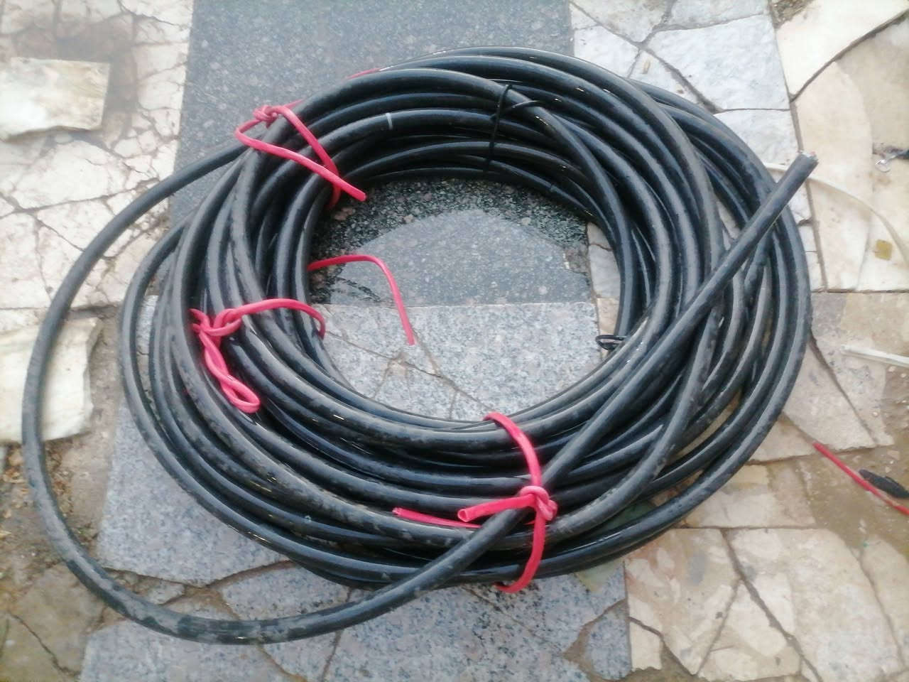 4*10 مسلح
40 متر
السعر 8
***********
