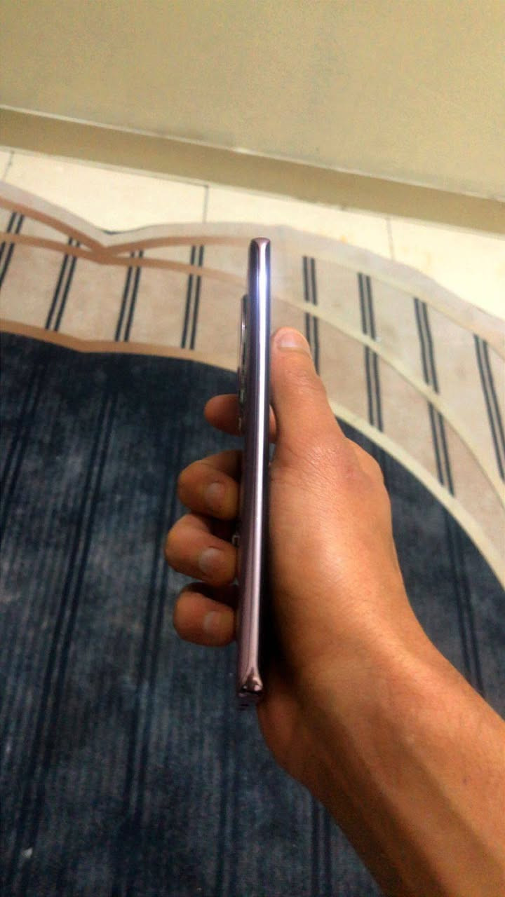 سلام عليكم شباب
هونر x9c.
استخدم قليل كلش
نضيف ذاكره 256 عشوائية
 120فريم 
استخدام شهر تقريباً
مكاني بغداد 
رقم صاحب الجهاز
واتساب/واتصال /***********
