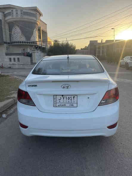 السلام عليكم اكسنت 2011 وارد خليجي بيها صبغ جاملغ بدون ضربه صار بي شخط وبيدي صبغته 
وبيها شوية بالدوسة من ورة على كد شبر 
السونار مالها موجود
كير ومحرك بحالة جيده
صدر امامي خلفي تمام
كهربائيات كلها تمام
المواصفات اشاير بالمري شاشة وكامرة 
تخم تاير جديد باتري جديد
مكانها شارع فلسطين
السعر 95 
الرقم ***********
