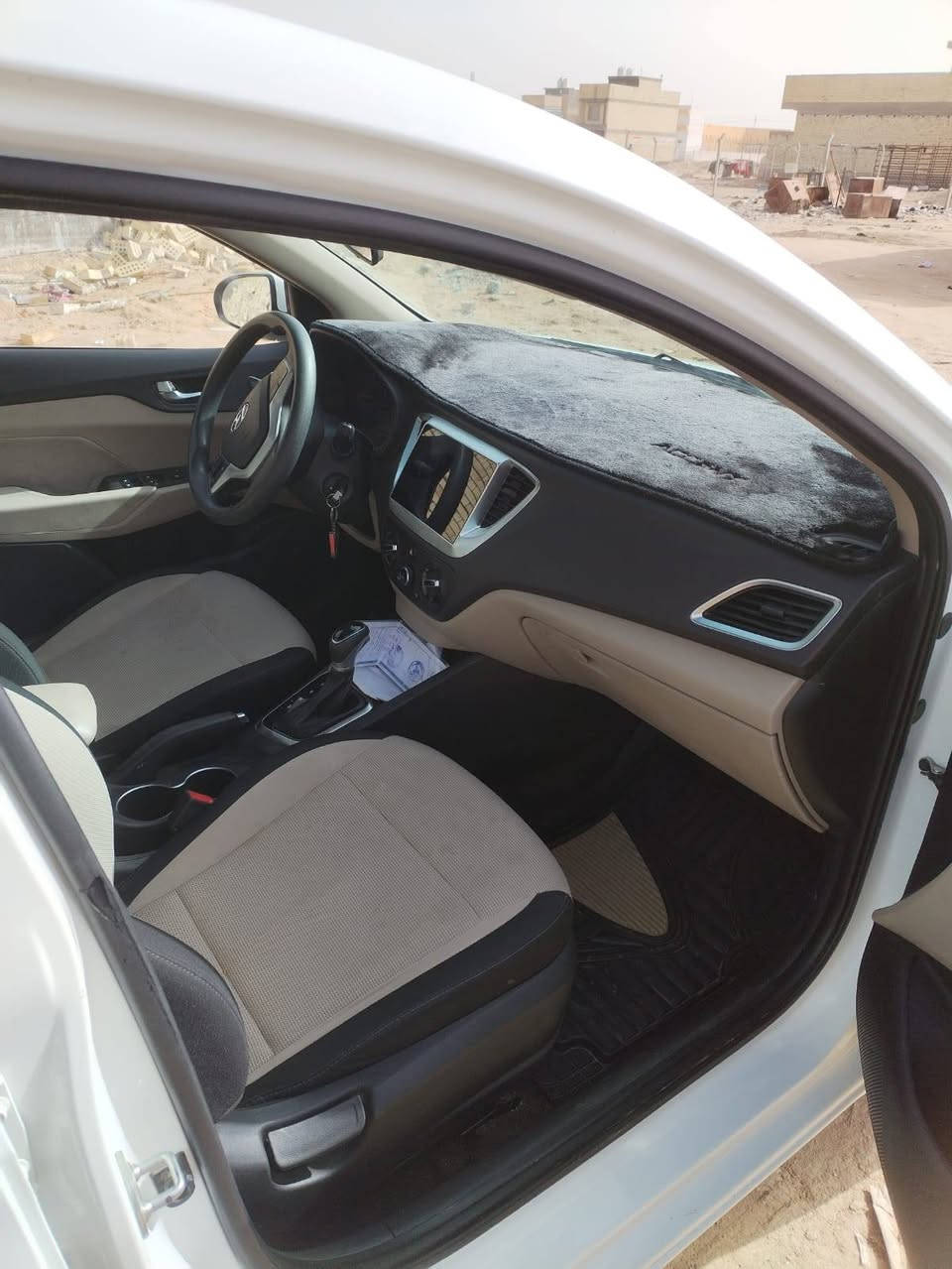 بسم الله الرحمن الرحيم السلام عليكم
سياره للبيع

   النوع اكسنت

خليجي  الموديل 2023

  رقم بغداد تحويل ثاني يوم

 فقط بنيد بي  صبغ والدعاميه
 
صبغ بدون دواخل

  تبريد خلفي شفط أمري 
ماشيه 60الف حقيقي

ملاحظة سونار داخل الصور

مكاني كربلاء المقدسه قرب شارع طارق الخيكاني

رقم الهاتف. ***********
