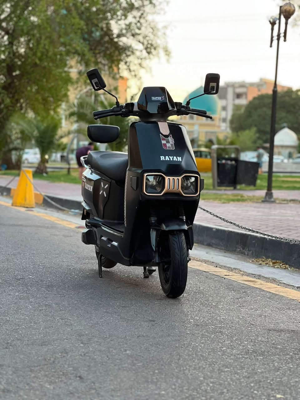 سلام عليكم شباب عندي دراجه شحن النوع الريان الحديث ام عيون جيل ثالث دراجه مستخدمه كم يوم ماشيه اقل 100كيلو  دراجه ع فحص وصل شراء موجود بيها وكامله مكمله من كل نواحي وكل عيب مابيها 

بيها مواصفات تخبل 

الموديل 2026
البطاريات 6دبل كرافين 
السرع 1.2.3
السرعه 90
المسافه بل شحنه وحده 50 كيلو 
 شاشه تعرض  تاب تعرض الك كل عطل 
دبل إشاره 
تشغيل بصمه سكيورتي 
تشغيل عن بعد 
جهاز إنذار السرقه 
شاحنه اصليه 
بعد بيها مواصفات كلش حلوه وتخبل 
دراجه طسته حيل ناعمه 

أي استفسار اتصال 

***********

