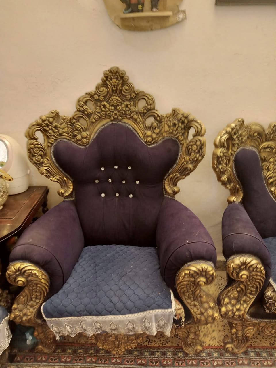 غراض للبيع في منطقة حي التراث 
***********
