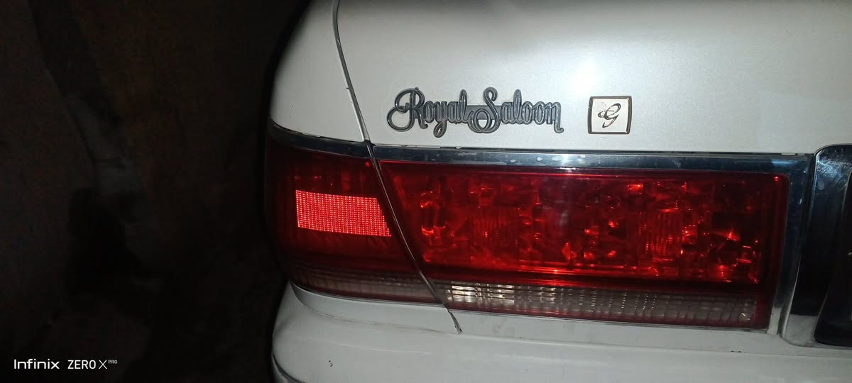 جنون للبيع او مراوس شعندك راسلني بطه كرسته مارك نفخ  ابيض صدفي للبيع ادوات كفاله من الكص عليه ادامه كامله تبريد ثلج تخم تاير باتري جديد دهن وفلاتر محرك وكير  شلعه مو طبيعيه 45 عنواني بصره


**إذا كنت صاحب هذا الإعلان وتريد حذفه لأي سبب، رجاءا أرسل رسالة إلى الدعم الفني**