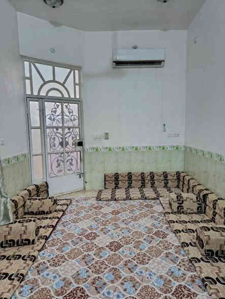 بيت للبيع طابو صرف  المساحه 100م طابقين بناء طابوك الموقع حي الشهيد المحراب يحتوي الطابق الاول على غرفه وصاله واستقبال ومطبخ وصحيات ويحتوي الطابق الثاني على غرفتين 
وصاله وصحيات السعر 105 مليون قابل للتفاوض للأستفسار مراجعه مكتب التعارف مقابل رشيد العامري او الأتصال ع الرقم ***********
