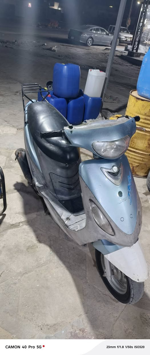 سلام عليكم دراجه ماكس للبيع دراجه كفره اصلي ختم واحد
المكينه بدل بيه بوشه بس دراجه نهضه وسرعه ومكينه كلش حلوه نقطت تبخير مابيه شرط كهربايات كله شغاله 

                   سعره 550 وبيه مجال لشاري بصيط 

رقمي وخاص موجود ***********
