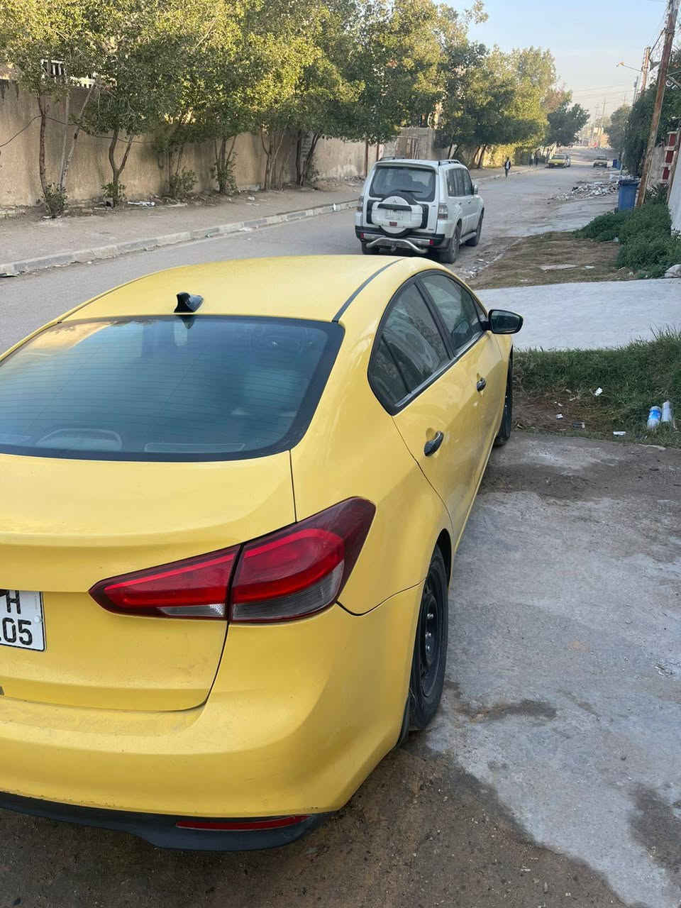 سلام عليكم فورتي وارد مريكي 2017السعر 117
حادث جاملغ خلفي بدون يرباك رقم ***********
