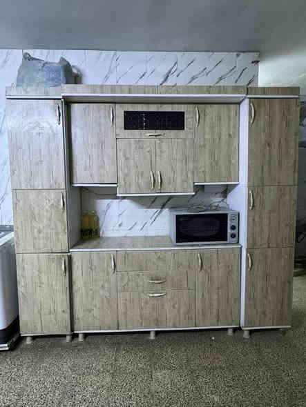 كاونتر  خشبmdf سعره ١٠٠ وبي مجال
