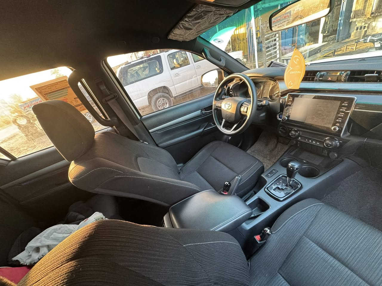 السلام عليكم ادفنجر كويتي موديل 2023 بسمي رقم اربيل   ماشية 66الف   ***********
