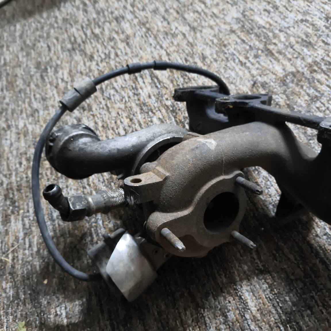 تۆربۆی ڤۆلکس واگن ئەروپی بەشەرت 
گۆلف 1
گۆلف 2 و3 لۆ زۆر بەی گڤۆلکس واگنەکان دەبی گازوایلە
نرخی تەنها 100هەزار أربيل, العراق


**إذا كنت صاحب هذا الإعلان وتريد حذفه لأي سبب، رجاءا أرسل رسالة إلى الدعم الفني**