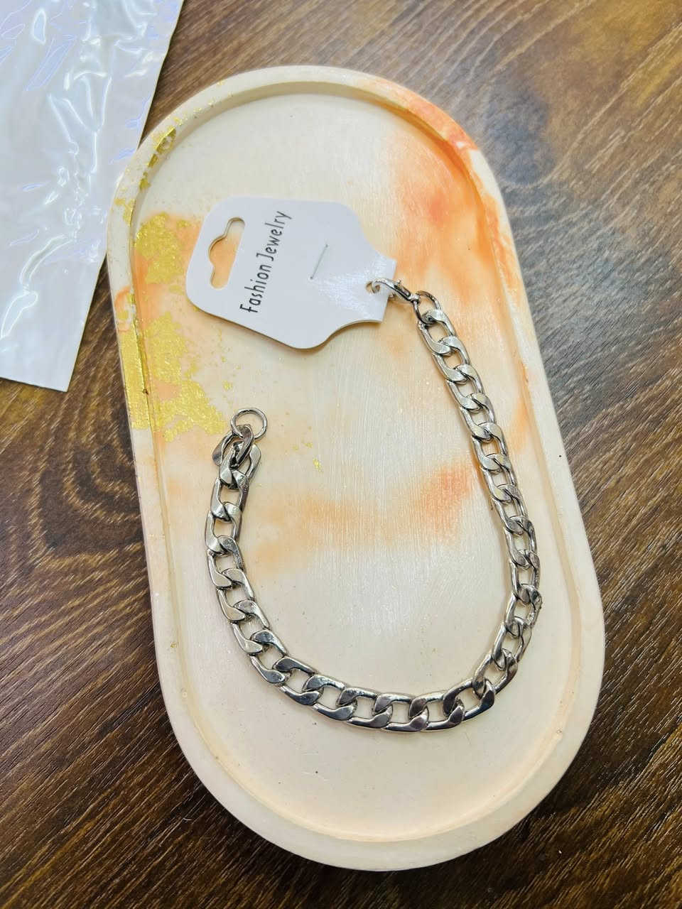 اكسسوارات باربي ✅

توفر اسوار رجالي 
تصاميم مختلفة 

طلاء نحاسي 

السعر الفين دينار ❤️‍🔥


**إذا كنت صاحب هذا الإعلان وتريد حذفه لأي سبب، رجاءا أرسل رسالة إلى الدعم الفني**