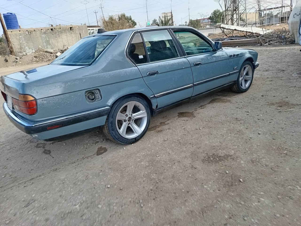 السلام عليكم
بي ام ٧٣٥
مكينه وكير جدد
مراوس او بيع
العنوان الديوانيه قضاء الشاميه السعر ٢٧ورقه وبي مجال
تحويل مباشر
حسب القناعه
رقم الموبايل ***********
