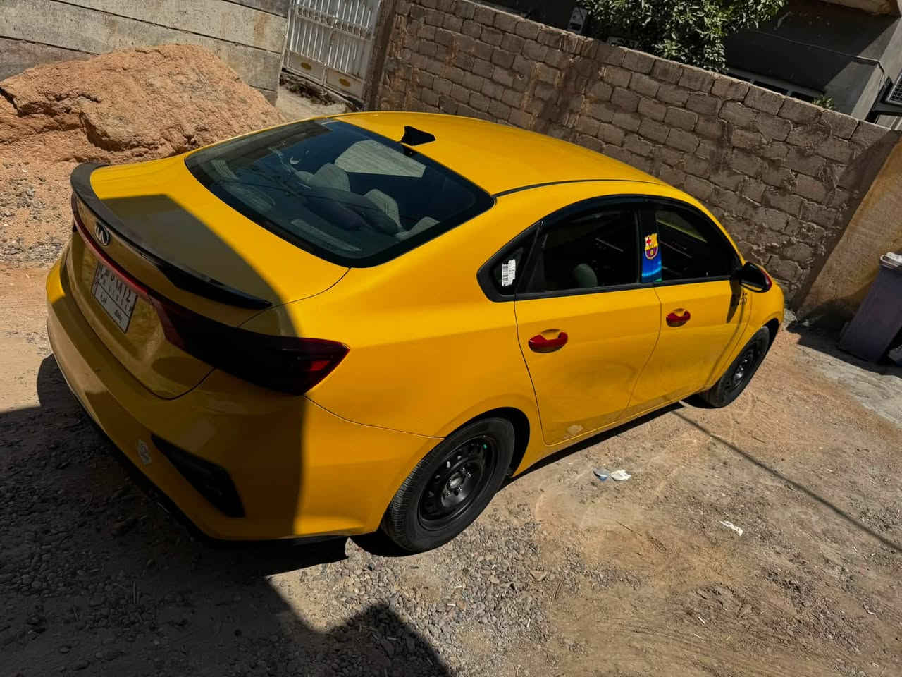 السلام عليكم كيا فورتي للبيع موديل 21 حادثه فقط بنيد
السعر 125 

الاتصال ***********
