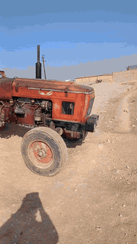 تركتر للبيع موديل 1990  مكفول كفاله عامه محرك مجفت جديد كير كسن سنويه ...