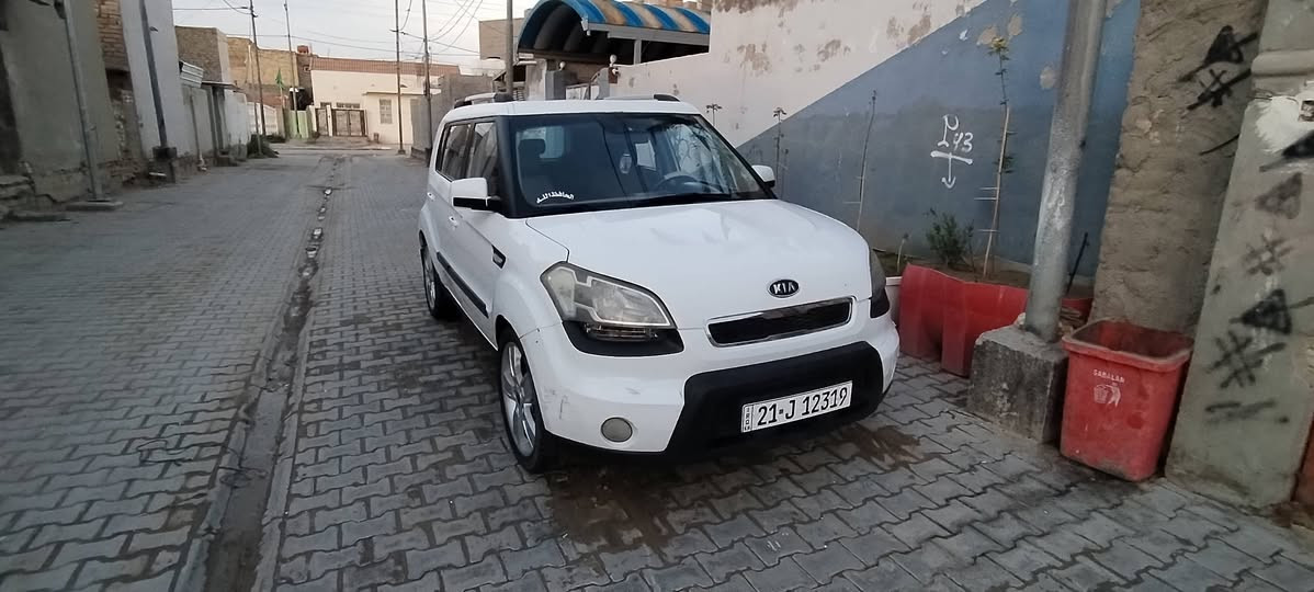 كيا صول خليجيه رقم سليمانيه باسمي محرك 1600 بيه بس قبق الحنطة مصبوغ بدون فتح بدون معجون السياره جديده وحلوه كير محرك حداديه مكفولات تبريد شغال مكان السياره ديوانيه السعر(( 98  ))  الشراي يتصل وبي خير ويدلل ***********
