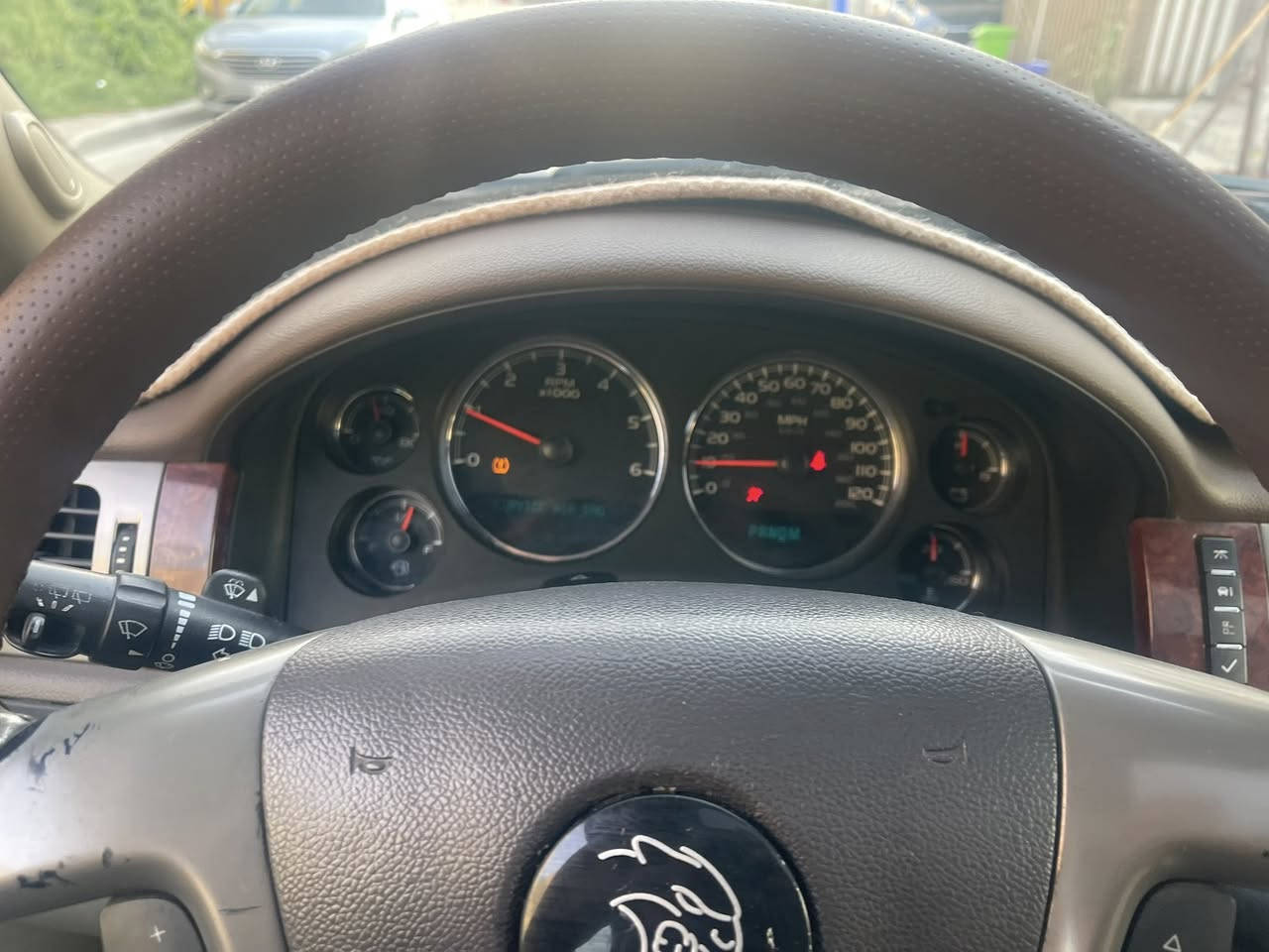 السلام عليكم 
تاهو ٢٠١٠ ادوات 
مواصفات LTZ
فتحة 
كشنات كهرباء + تدفئة
باب خلفي كهرباء
فتحة 
كشن منفصل ملكي 
السيارة صبغ عام 
مكان السيارة بغداد
السعر 80


**إذا كنت صاحب هذا الإعلان وتريد حذفه لأي سبب، رجاءا أرسل رسالة إلى الدعم الفني**
