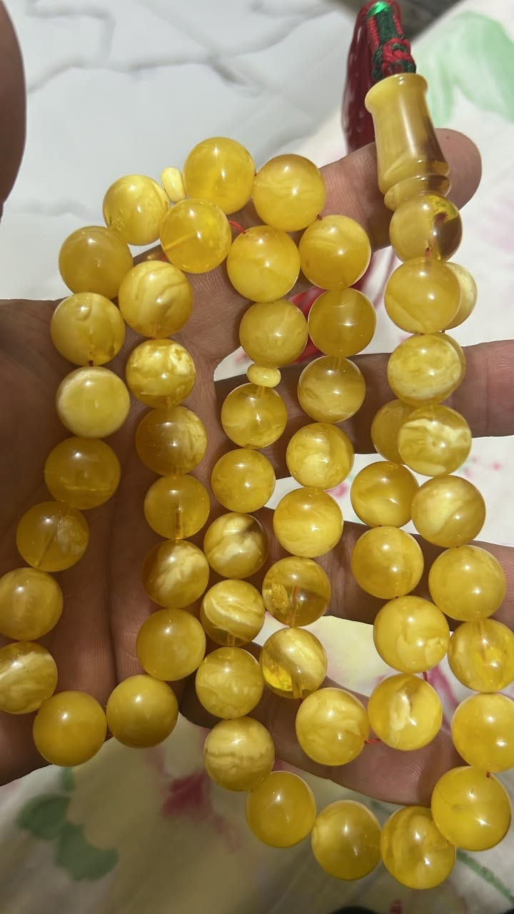 كهرب حر بولندي قديم كريمي بعسل جميل الوزن 97 غرام عدد الحبات 53 حبه المهتم عل خاص رجاء يوجد توصيل


**إذا كنت صاحب هذا الإعلان وتريد حذفه لأي سبب، رجاءا أرسل رسالة إلى الدعم الفني**