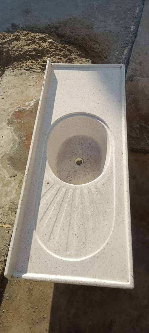 مغسلة مستعملة
نظيفة وحالتها زينة، مناسبة 
السعر 75 ألف وبيها مجال
الجاد يراسلني خاص


**إذا كنت صاحب هذا الإعلان وتريد حذفه لأي سبب، رجاءا أرسل رسالة إلى الدعم الفني**