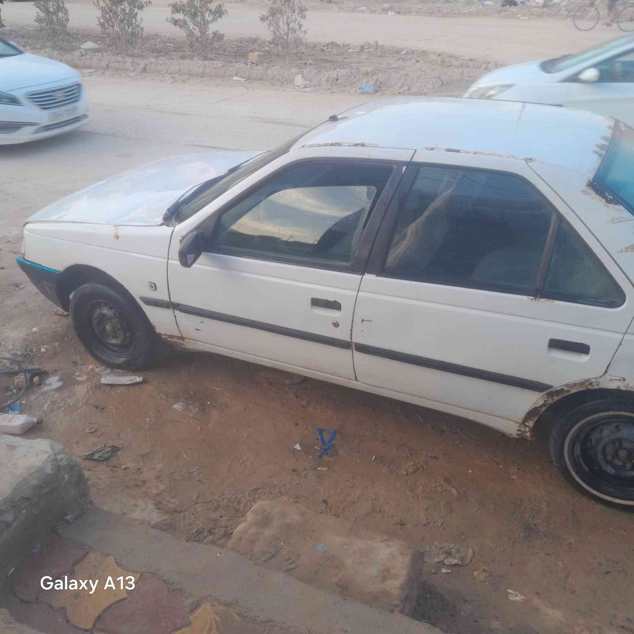 بيجو روى رقم نجف راعيه موجود كير ومحرك واكسن جدد دواخله نظيفه شواصيه معمره حداديه نص عمر سياره لاضربه ولا تبديل بس خياسات ببه وبنيده طاير نفسه مامبدل بور جديد مشط جديد كهربائياته شغاله تايراته نص عمر سياره مال بيت خير من الله بس عوزه ترتيبات شويه ١٨ وبيه مجال *********** واتساب مازنجر موجود
