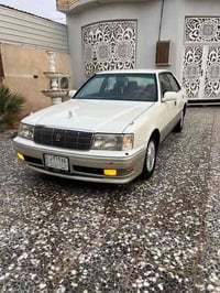 سياره لبيع تويوتا كروان راس ثور مديل 1998 رقم بصره سنويه جديد 2029 سيا...