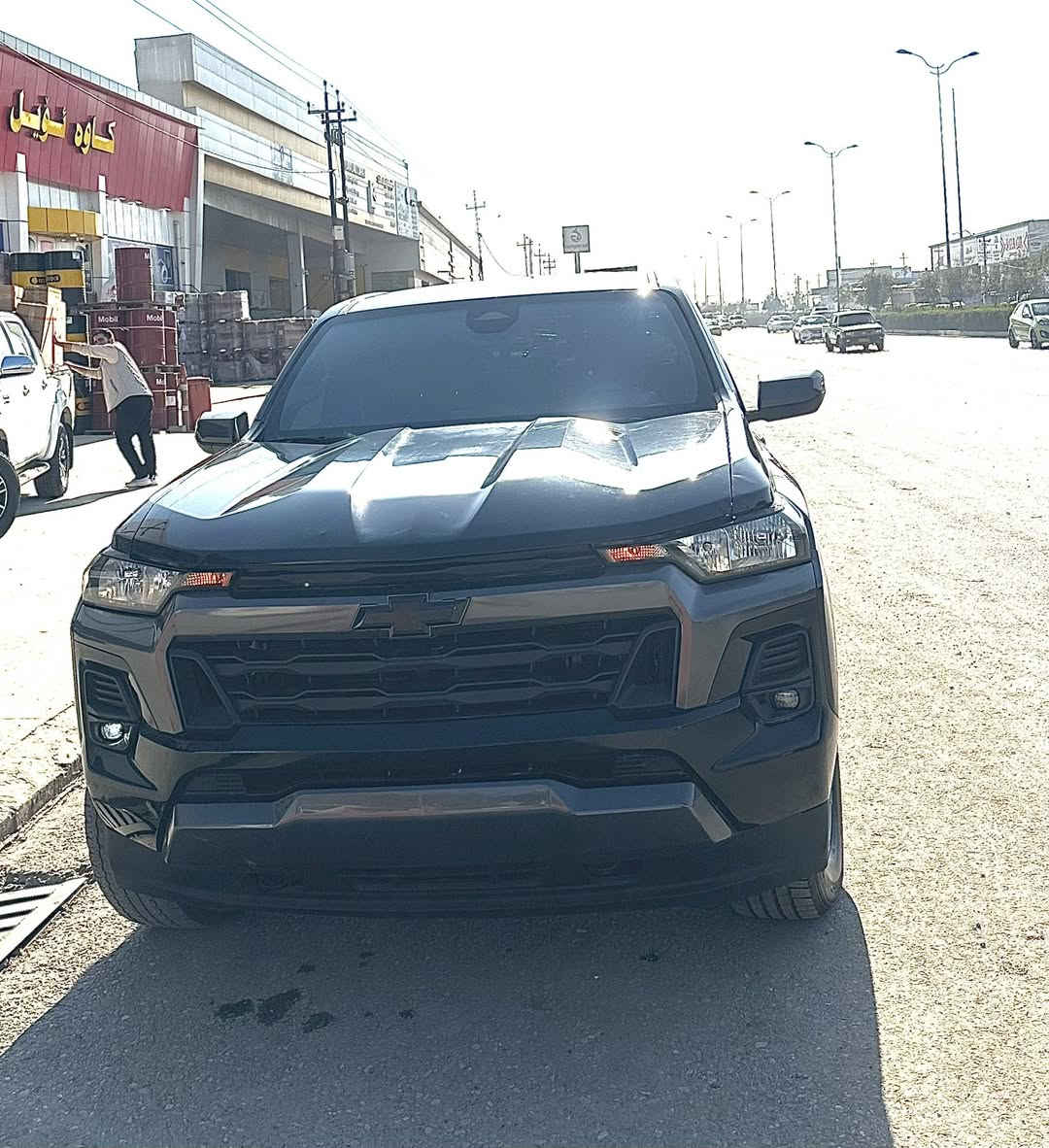 Chevrolet Colorado 2023 4X4
الموقع: أربيل
***********
شكل جديد
محرك 2.7 تيربو – اقتصادي وقوي
ممشى: 31,000 ميل فقط
نظام 4x4 دفع رباعي
شاشة وكاميرا خلفية
كوشينات كهربائية + نظام تدفئة
باب طويل – بودي قصير 
بونيت و شبر من البودي مصبوغ فقط (تصليح خفيف
ارباكات تاك و راجع سيستم
***********
سعر ٢٢٩ ورقه
