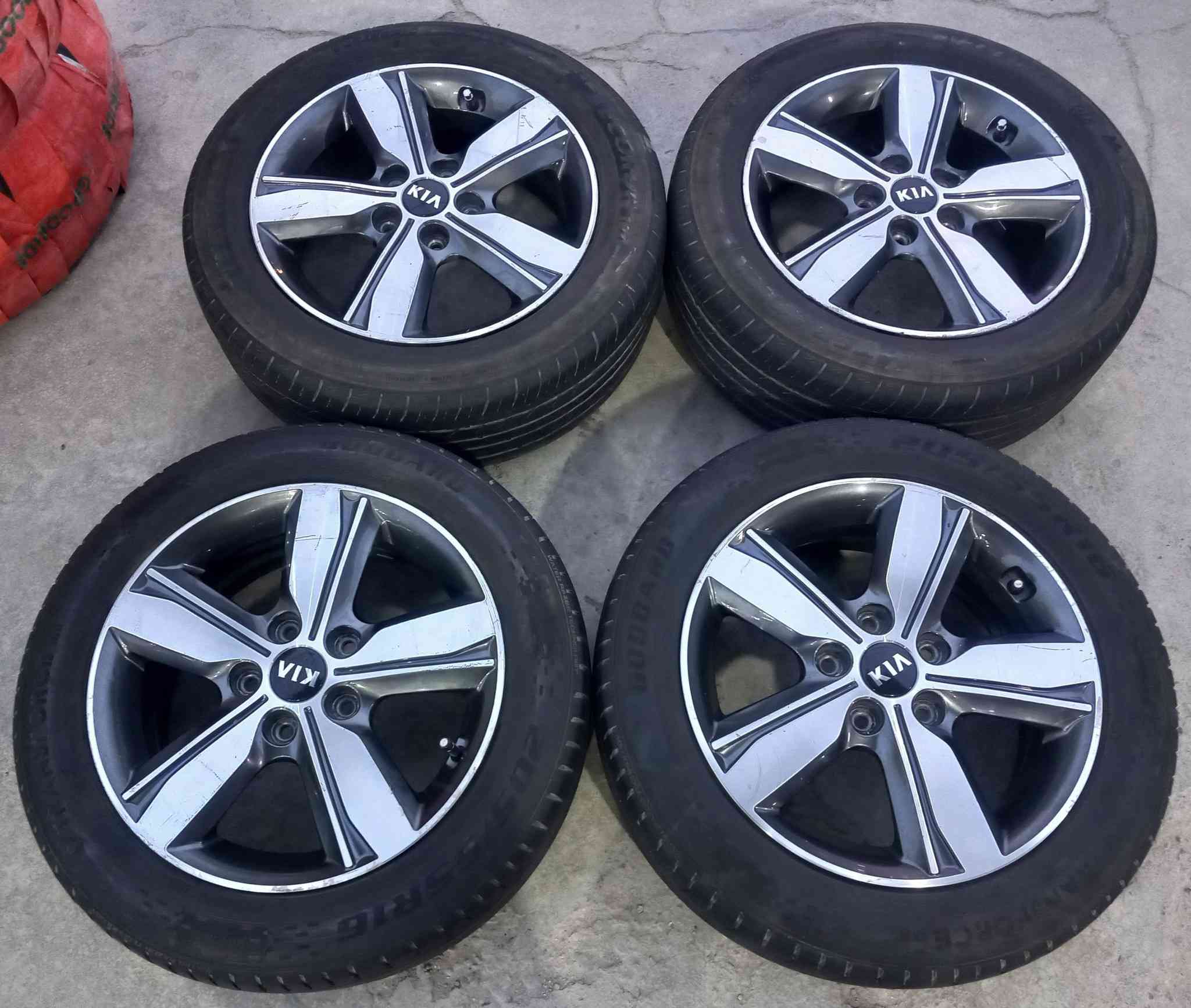 السلام عليكم...تخم ويل كب 16 اصلي فورتي سيراتو  + 4 اطارات 205/55/16....سعر التخم 280 الف 
العنوان:بغداد الجديده
للاتصال:***********
