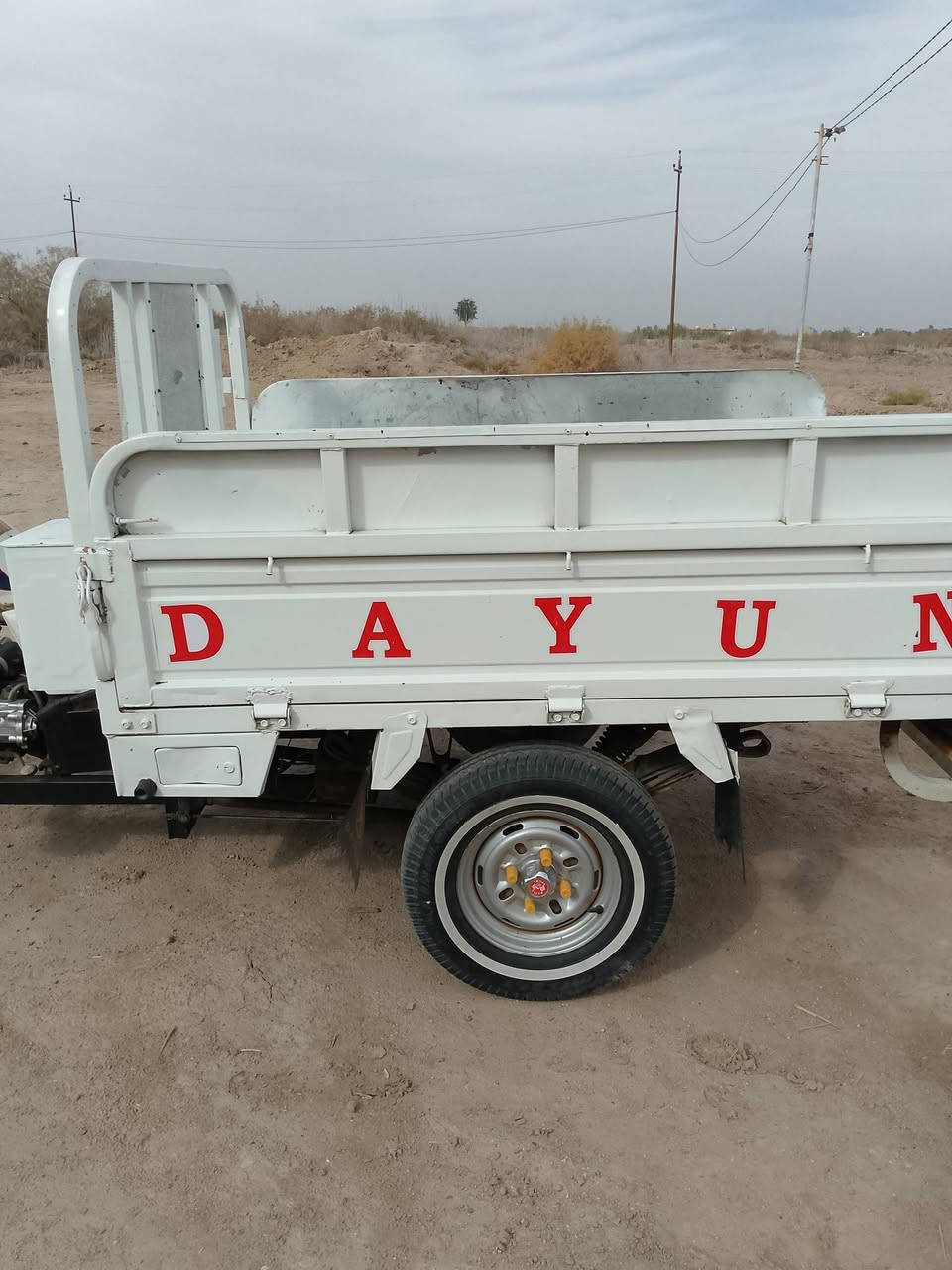 ستوته للبيع موديل 2021اوراق اصولي وكيل  محرك جديد ونضيفه السعر مليونين وبيه مجال المكان الناصريه الغراف مجاور معمل الفياض رقم الهاتف ***********للاستفسار ستوته نضيفه ومالت جناي..
