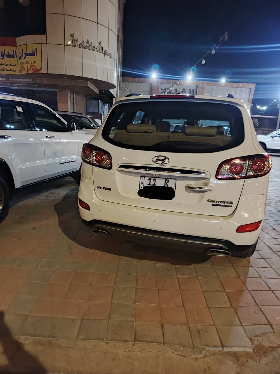 سلام عليكم نوع السياره سنتافيه الموديل ٢٠١٢ خليجي فول مواصفات ١/١فتحه سقف بصمه معه البواب بصمه كشنات كهربائية تحكم الستيرن الرقم بغداد السنويه جديدة ٧راكب تخم تاير مري شفط محرك مكفول الحجم ثلاثة ونص كير مكفول السياره متعوب عليه مال جناي سياره مكفول من تبديل وضربه تبريد ٣قطع السياره شركه عامه تجي وتشوفه حله من الصورة 
السعر/١٧٣وبيه مجال 
العنوان /الفلوجة
الرقم/***********/***********
