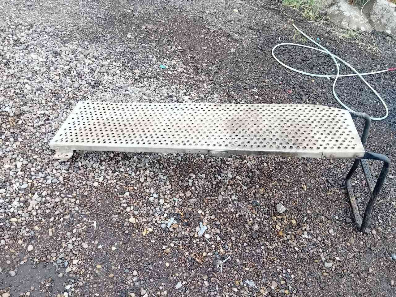 سلام عليكم كاسحة ودرج مال لبي ***********
