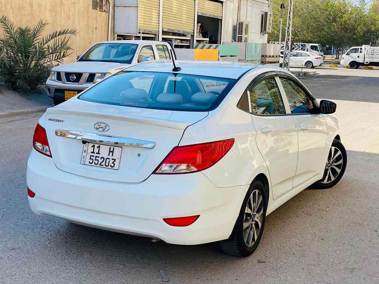 اكسنت 2016 امريكي 
محرك 1600 رقم بغداد بسمي 
جاهزه السياره من جميع النواحي 
بيه بنيد او نص جاملغ خلفي صبغ فقط 
مكانه نجف سعره 98 بيه مجال بسيط 
للاستفسار *********** النجف, العراق
