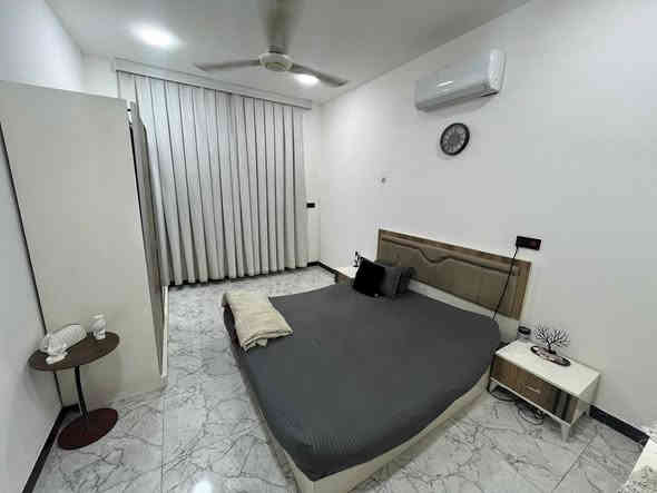 للبيع غرفة نوم نظافه عاليه ***********
