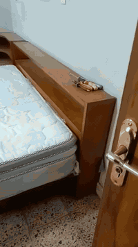 سلام عليكم غرفة نوم صاج تكمه تخبل للبيع 6 بيبان ملحق سعرها 400 عنوان بغداد الدوره ***********
