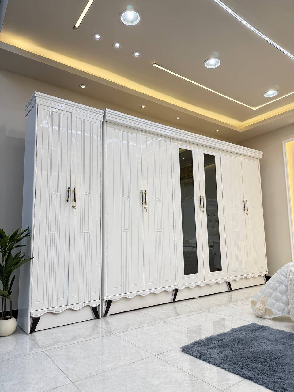 السعر // مليون فقط 😍

🔅تفاصيل الغرفة المرمري  ....

 خارج ٤ملم ام دي اف 🔺
وداخل معاكس ٣ملم 
صبغ حراري  درجة اولى 

عدد القطع  ٧ قطع 😍
🔺1 //جرباية  قياس  ١٦٠ × ٢٠٠ 
🔺//ميز جانبي ايسر قياس ٥٠
🔺2// وميز  جانبي  قياس ٥٠
🔺3// زاوية ارتفاع مترين عرض ٨٠
🔺4// وميز بلازمه  
🔺5//وميز مراية ارتفاع مترين عرض ١٢٠
🔺6// وكنتور ٦ باب  ارتفاع مترين و١٥ طول ٣ متر و١٥

القطعه الثامنة حسب الطلب شازلون
سعرها ٥٠ الف ❤️

(توصيل مجاني مركز بغداد )
التوصيل يشمل الشد مجاني 🔥
(اطراف ٥٠)
باقي المحافضات حسب البعد
شازلون سعرها ٥٠ الف
شازلون مخزن ٧٥ الف


**إذا كنت صاحب هذا الإعلان وتريد حذفه لأي سبب، رجاءا أرسل رسالة إلى الدعم الفني**