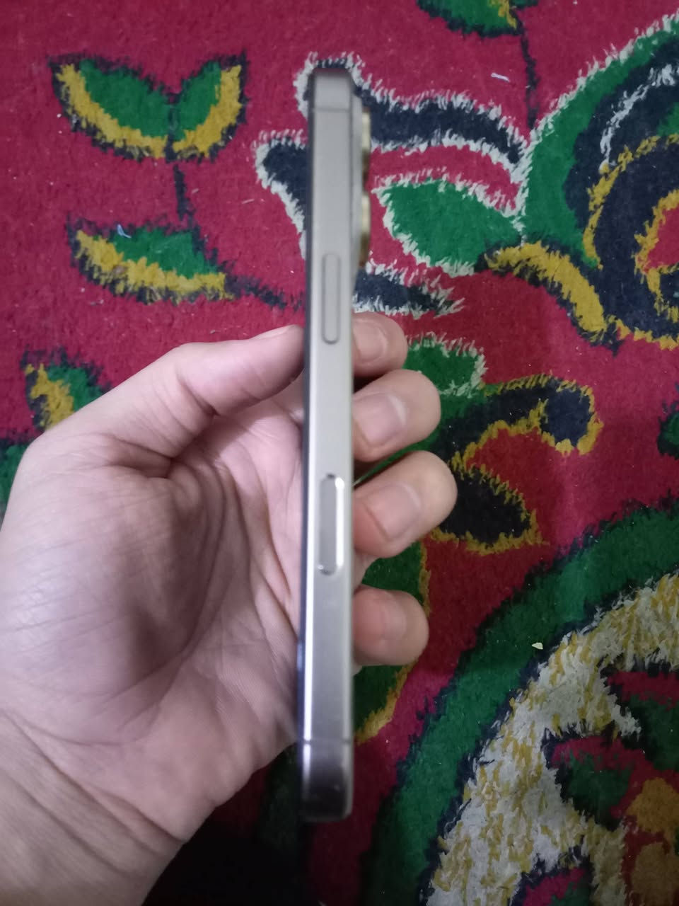 سلام عليكم ايفون ١٦ برو فقط ذاكرة ٢٥٦ بطارية ١٠٠ مشحون ١٦٢ مرة جهاز كلش نضيف مبدل شاشة والكاميرات الخلفية ما يشتغلن ولامامية تشتغل بس تكطع السعر ٦٥٠ وبي مجال بسيط *********** واتساب موجود الشراي يجي خاص
