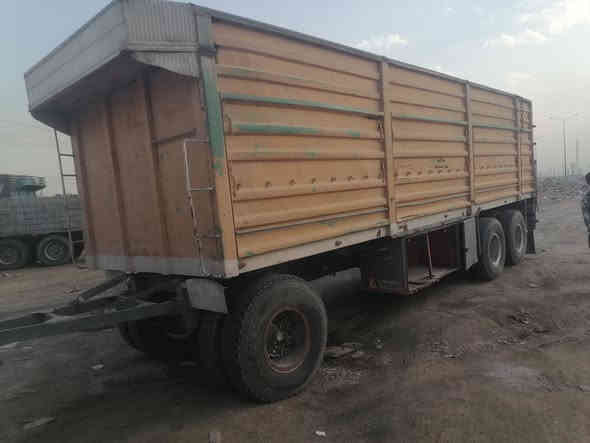 سلام عليكم للبيع عربانه لعاب شريط دناكير ١٣ مربع ألماني مكاني ديوانيه رقم ***********
